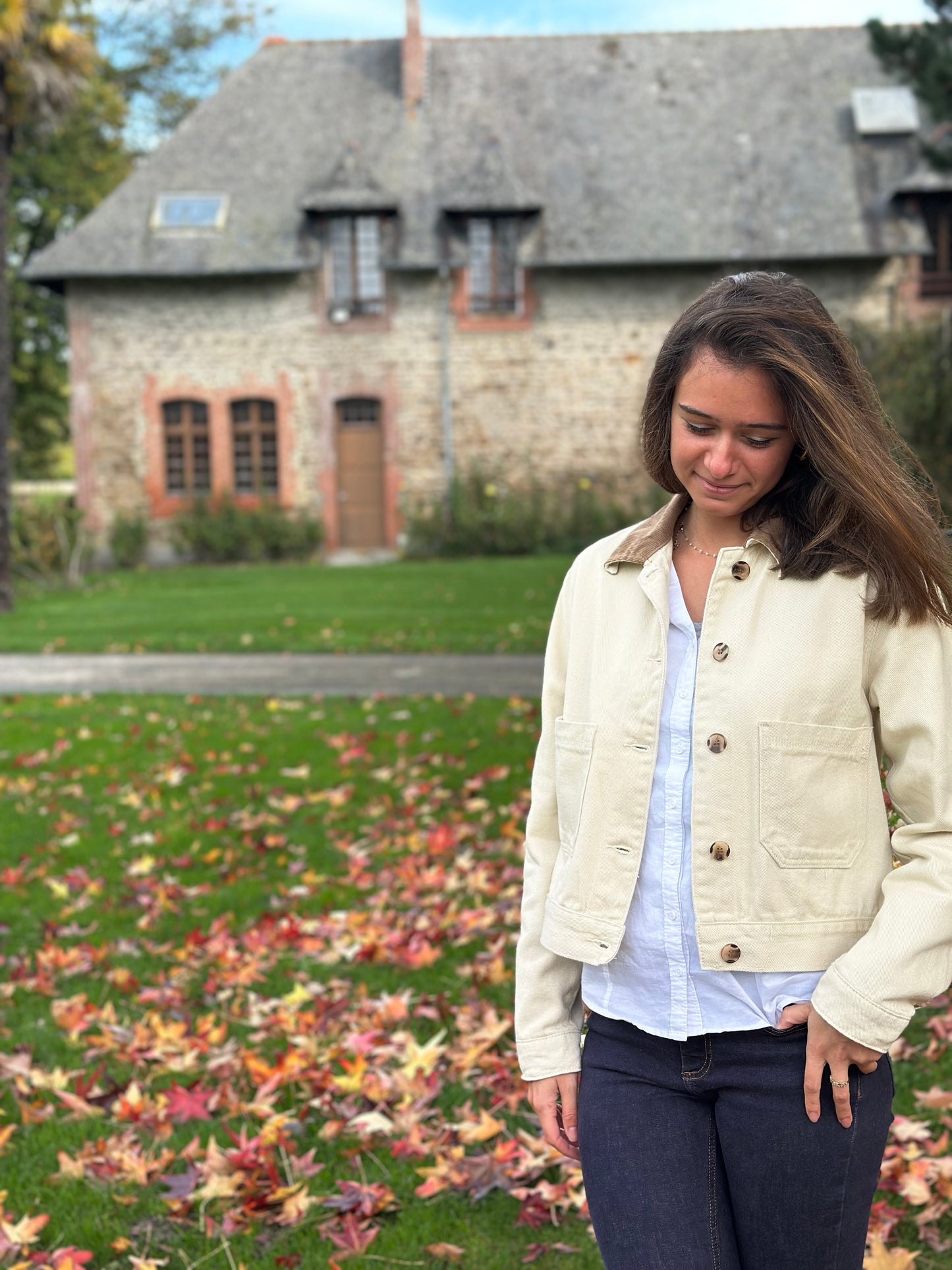 Veste beige col velours camel