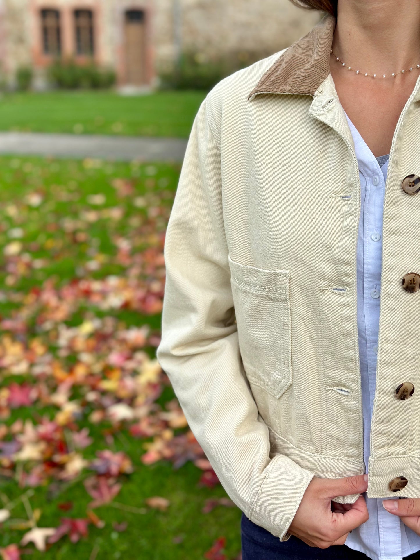 Veste beige col velours camel