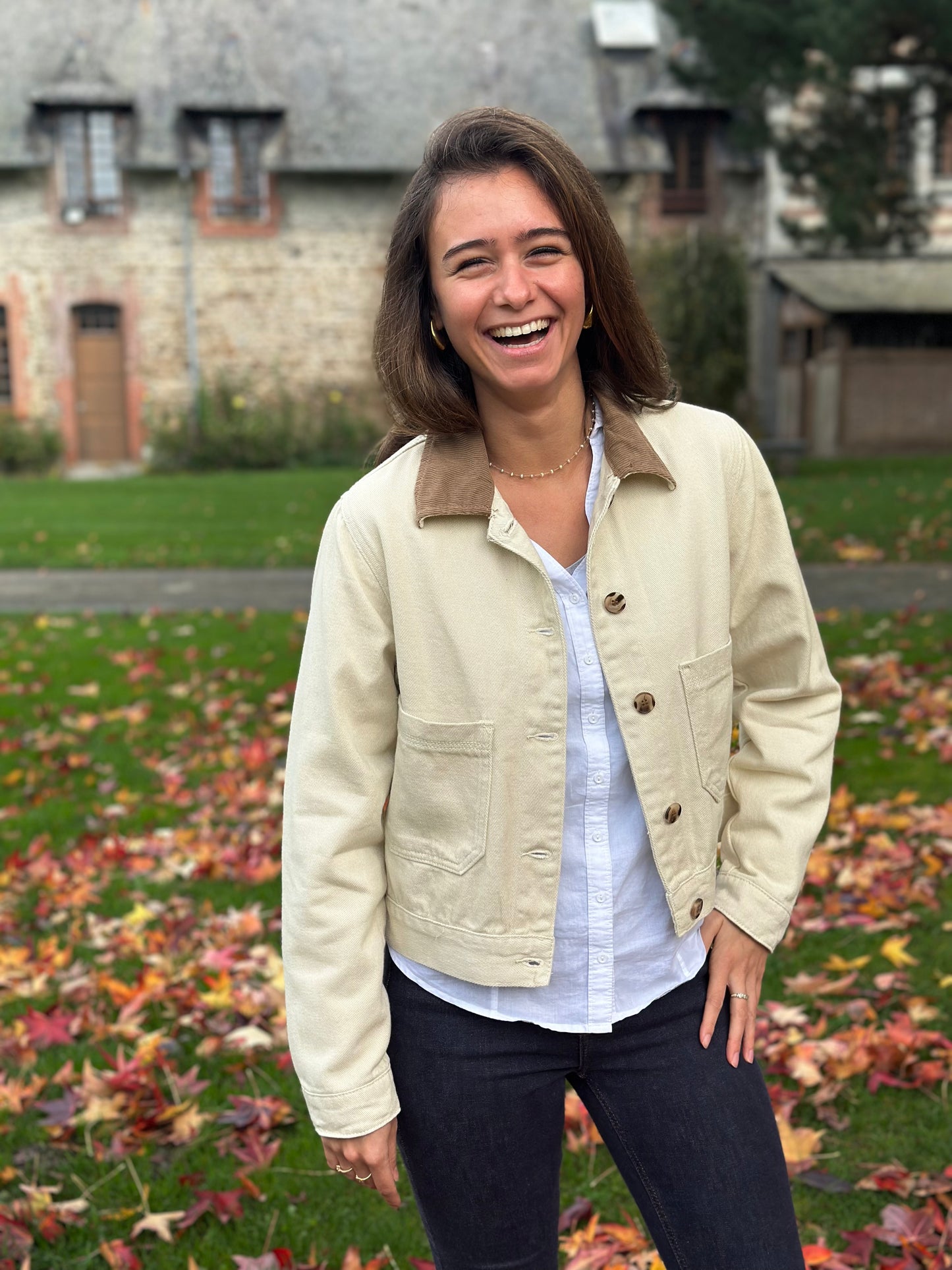 Veste beige col velours camel