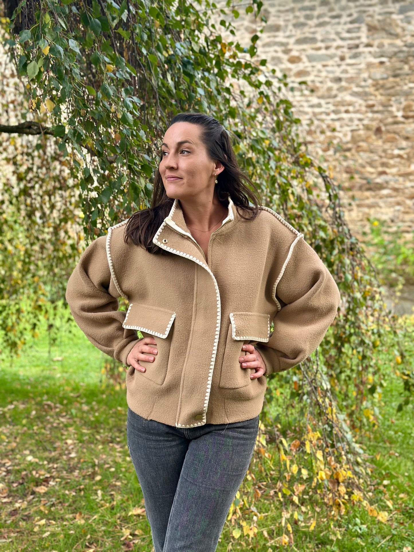 Veste pull écru surpiqures