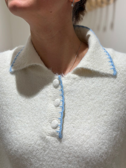 Pull écru col ciel