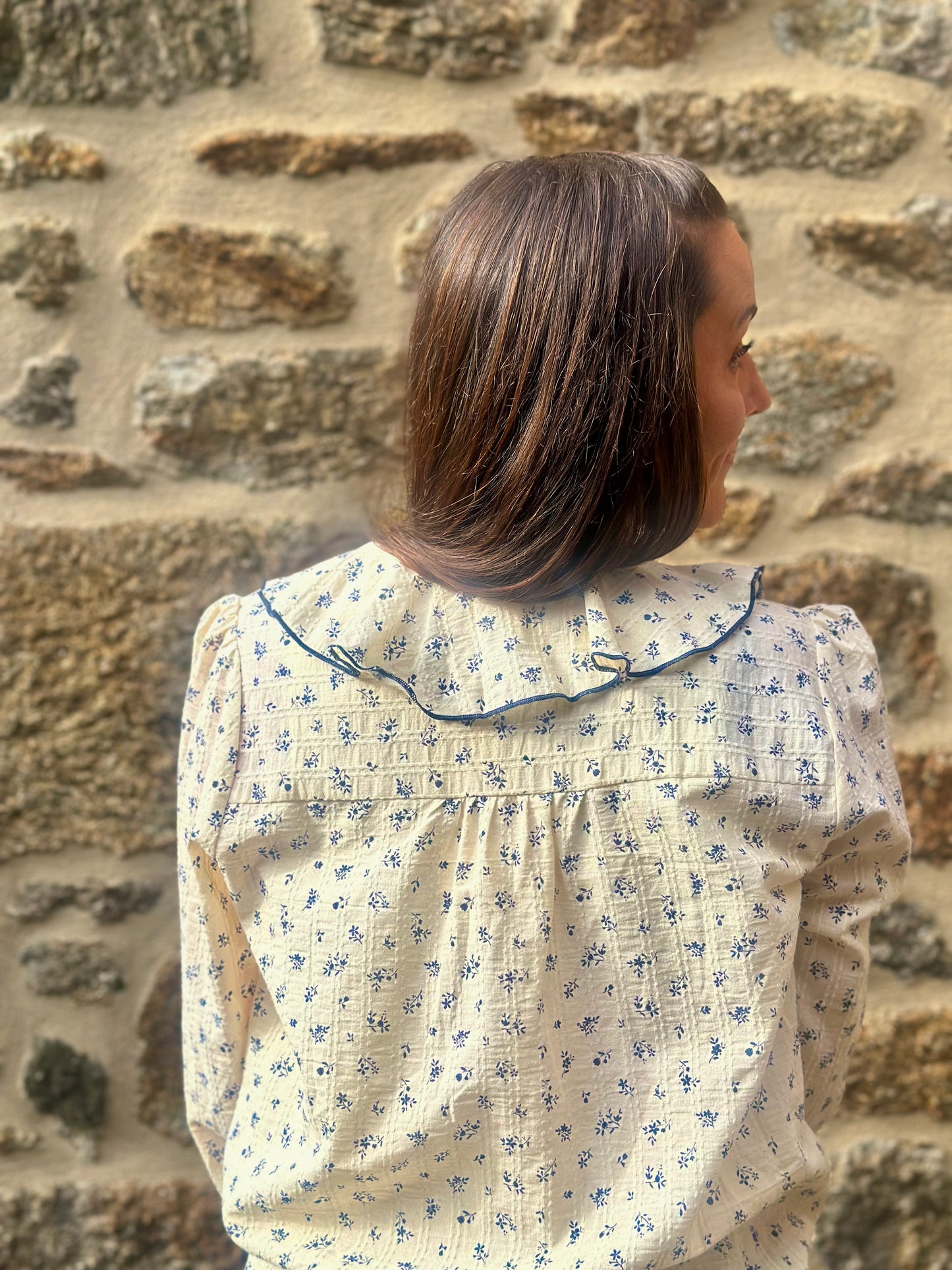 Blouse volant marine fleurs