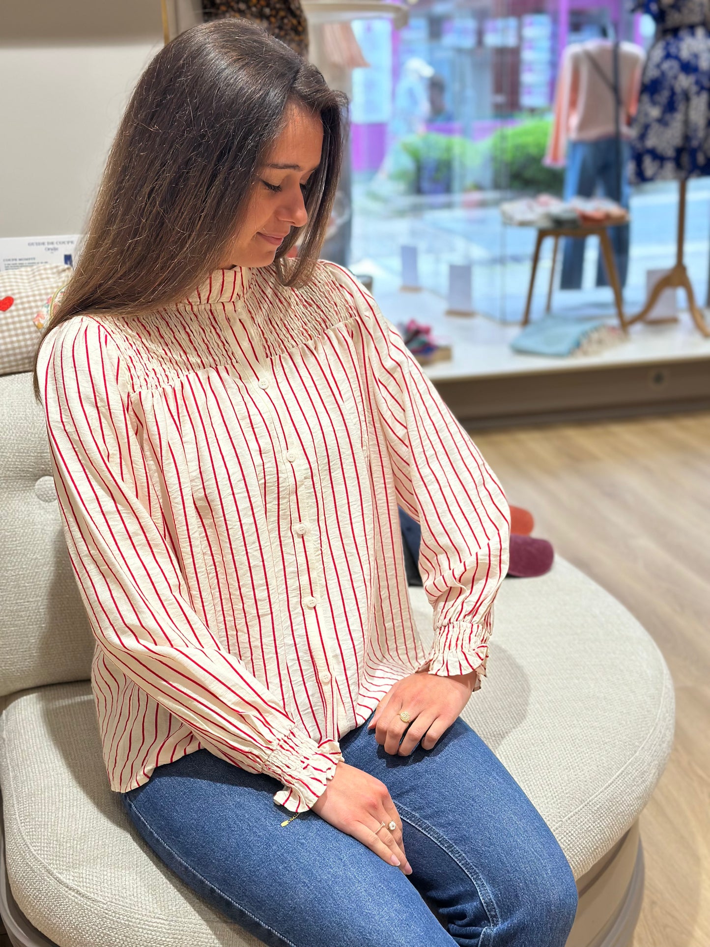 Chemise smockée rayée framboise