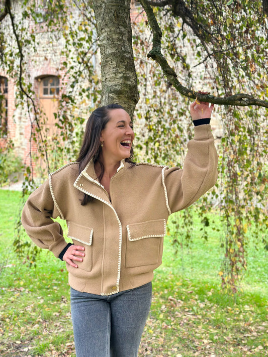Veste pull écru surpiqures