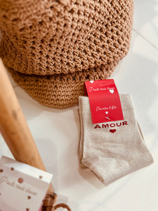 Chaussettes dorée "Amour" rouge