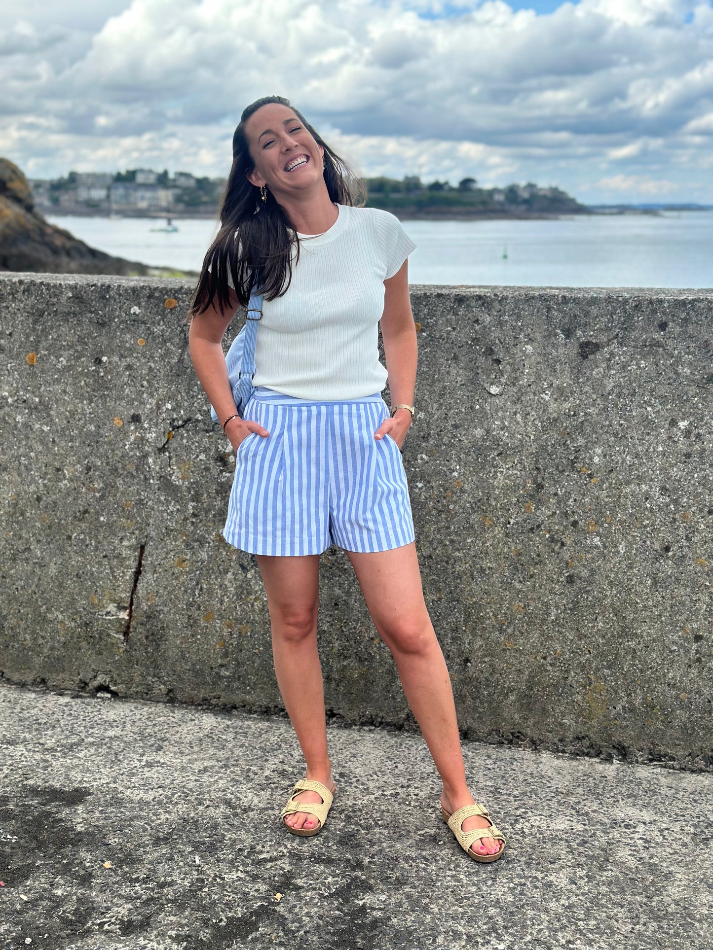 Short rayures bleu
