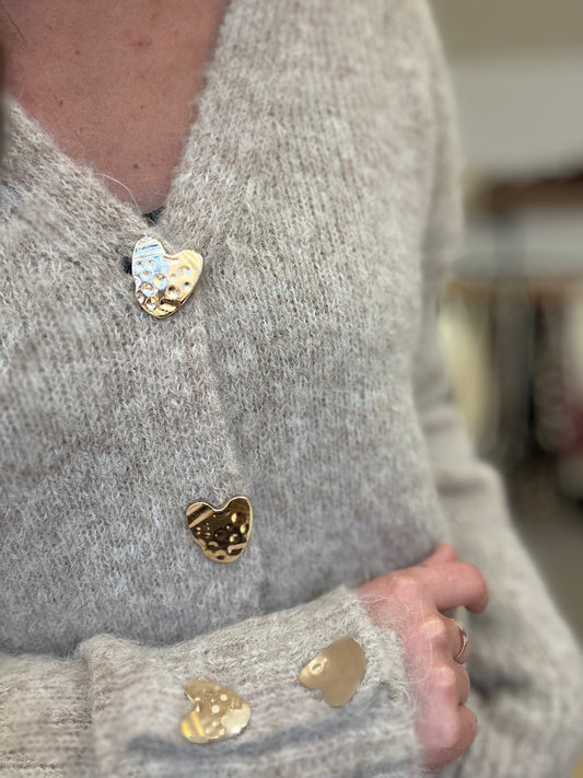 Gilet taupe boutons coeur