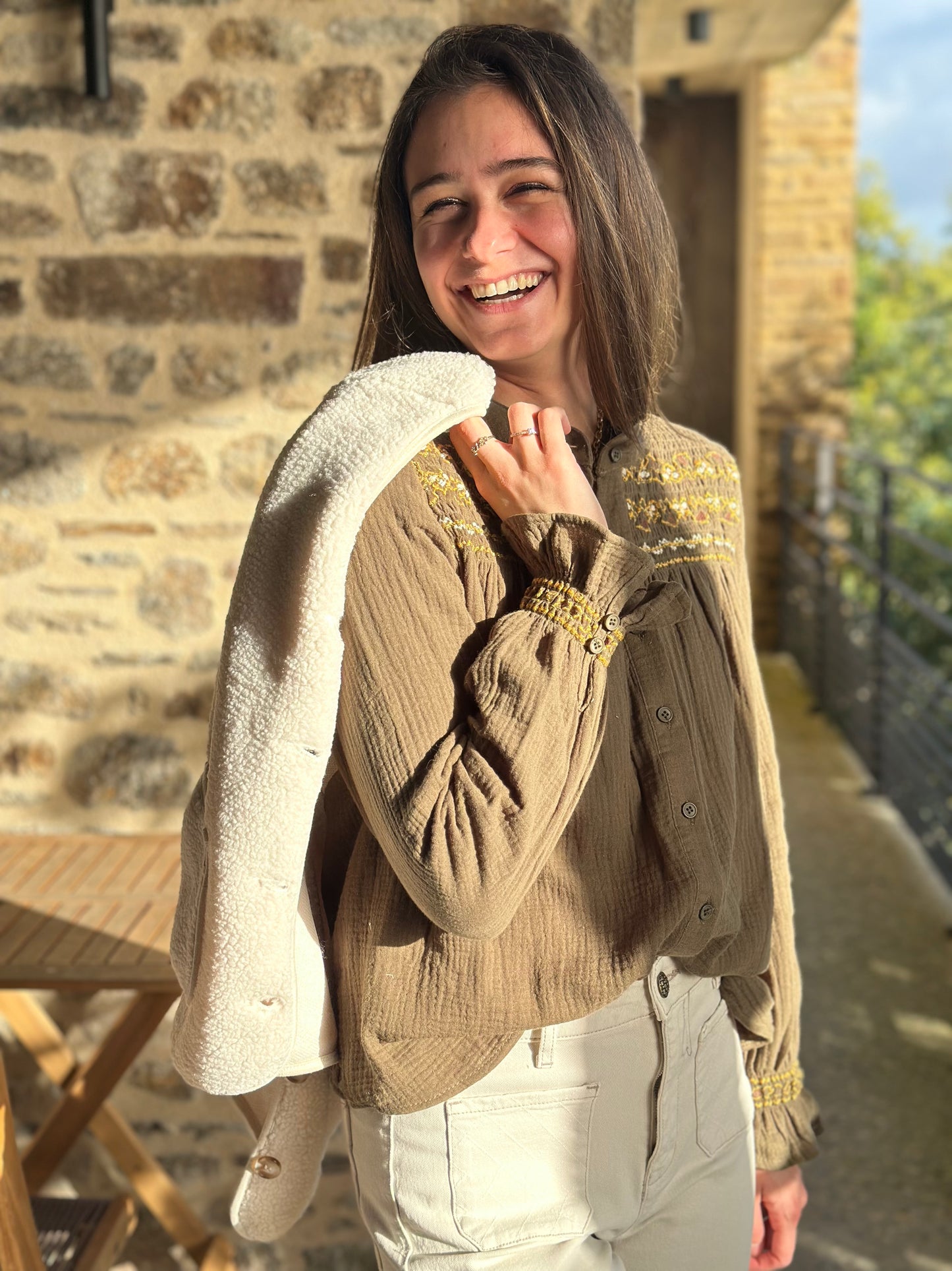 Chemise kaki brodée DG