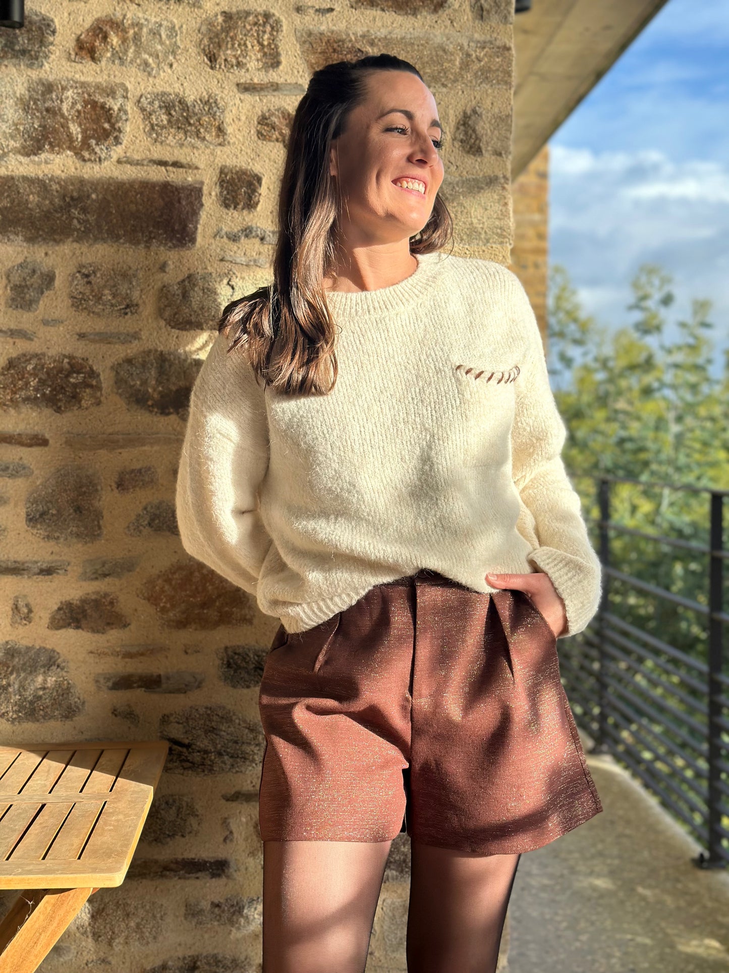 Short chocolat lurex doré