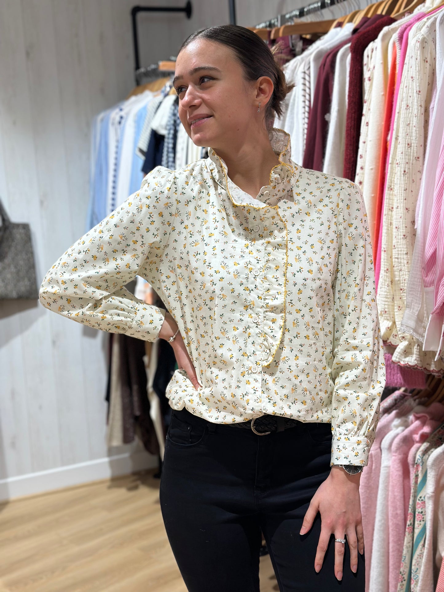 Chemise fleurs jaune