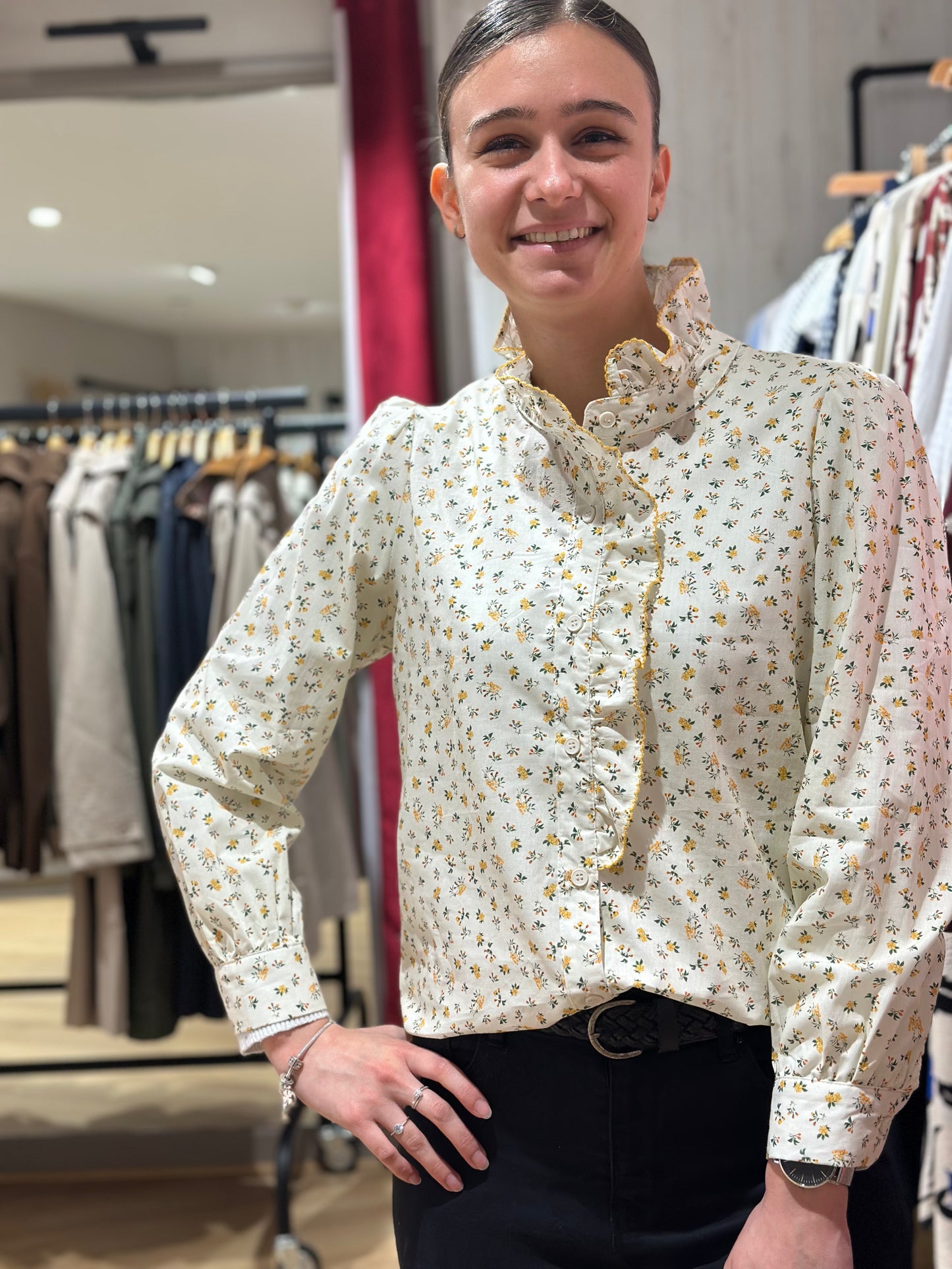 Chemise fleurs jaune