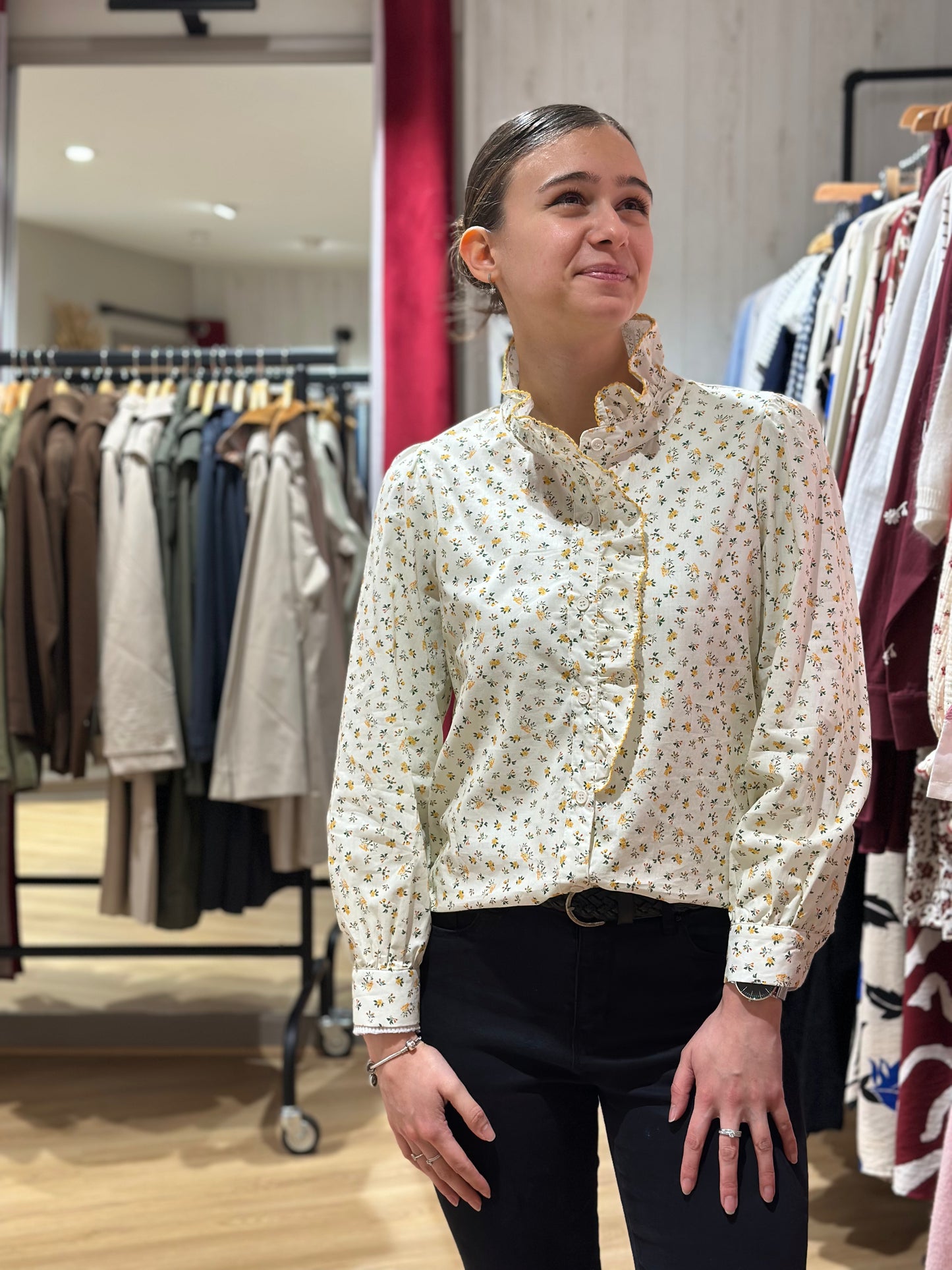 Chemise fleurs jaune