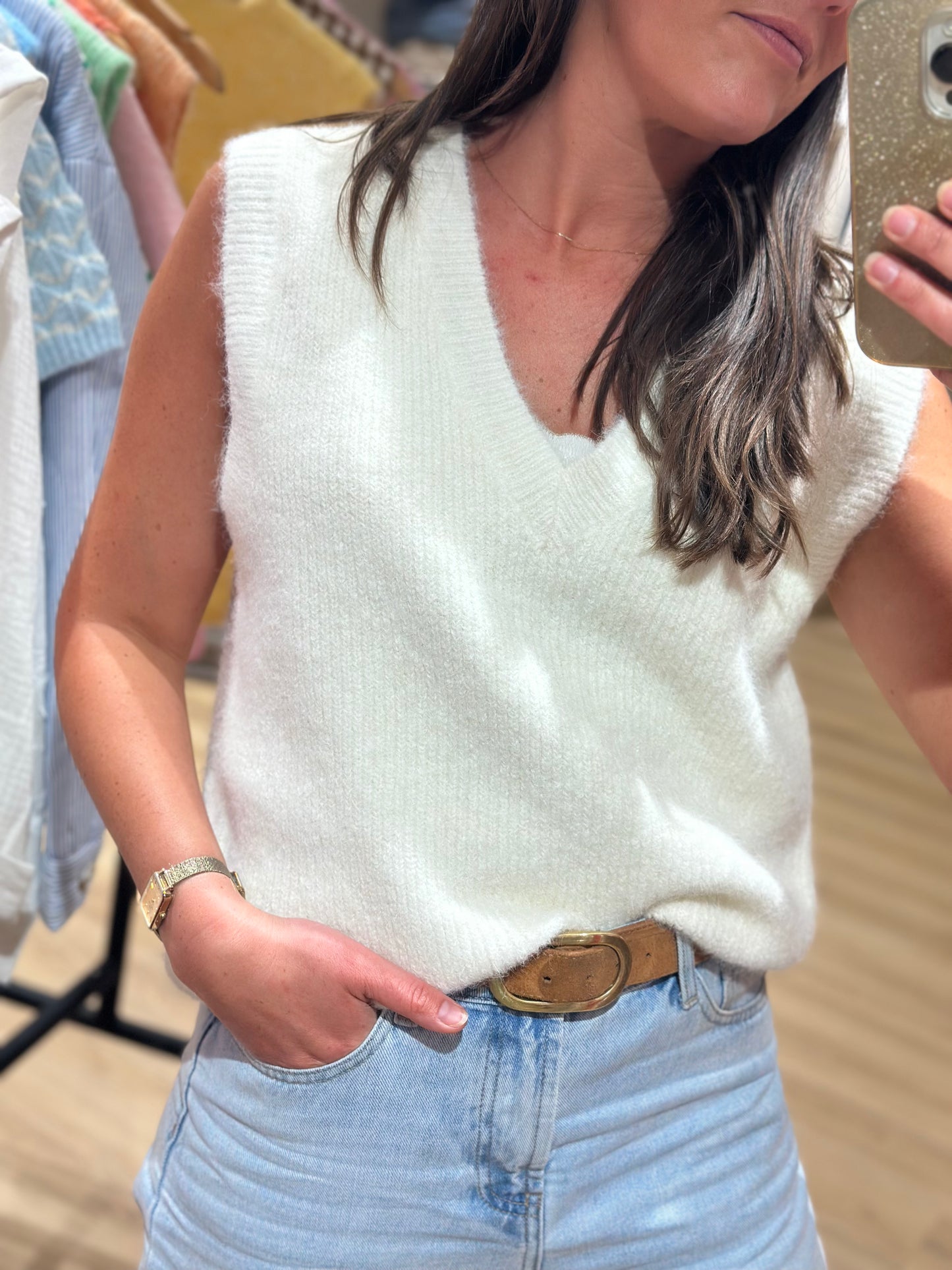 Maille beige sans manche
