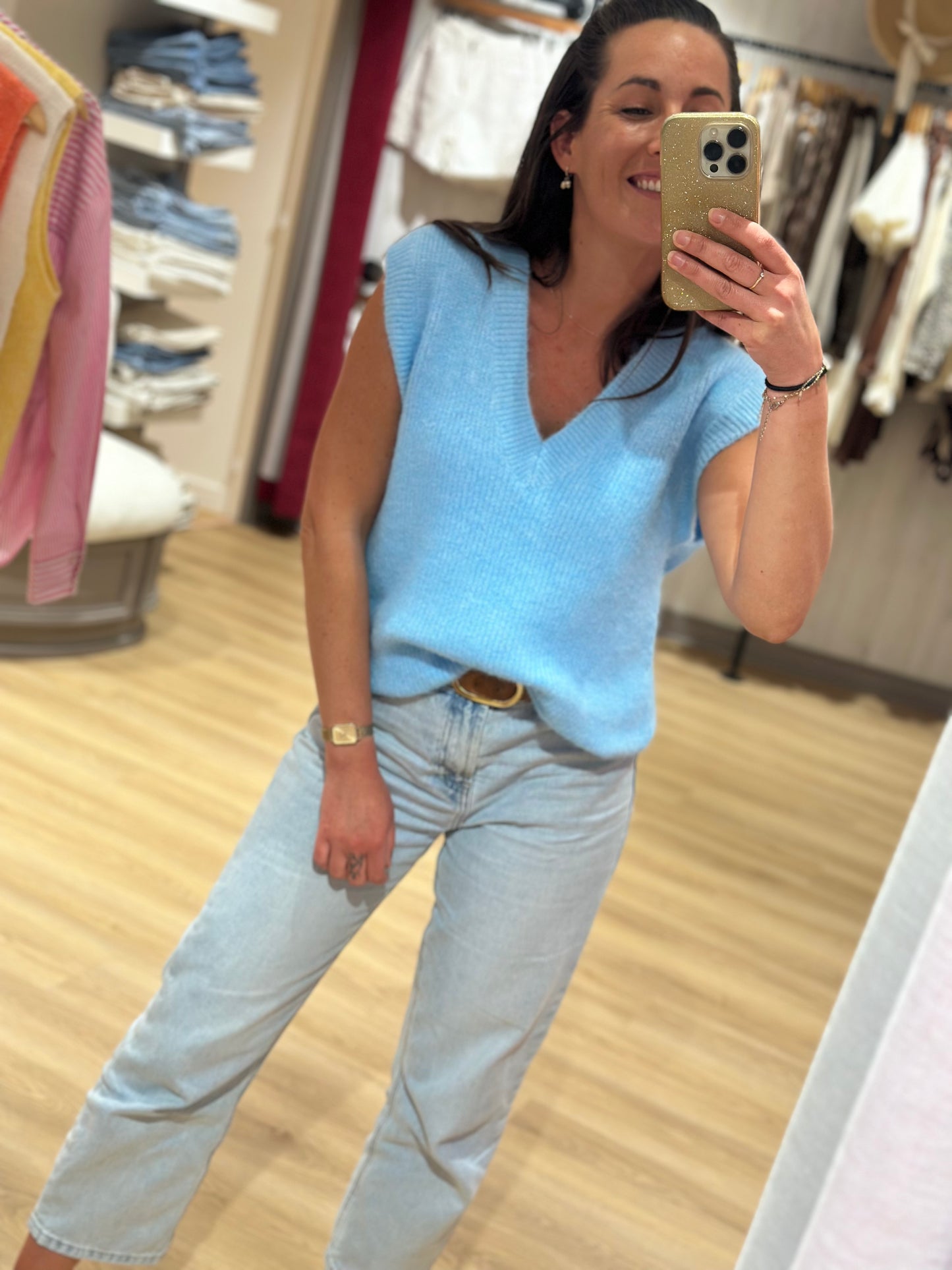 Maille bleu sans manche