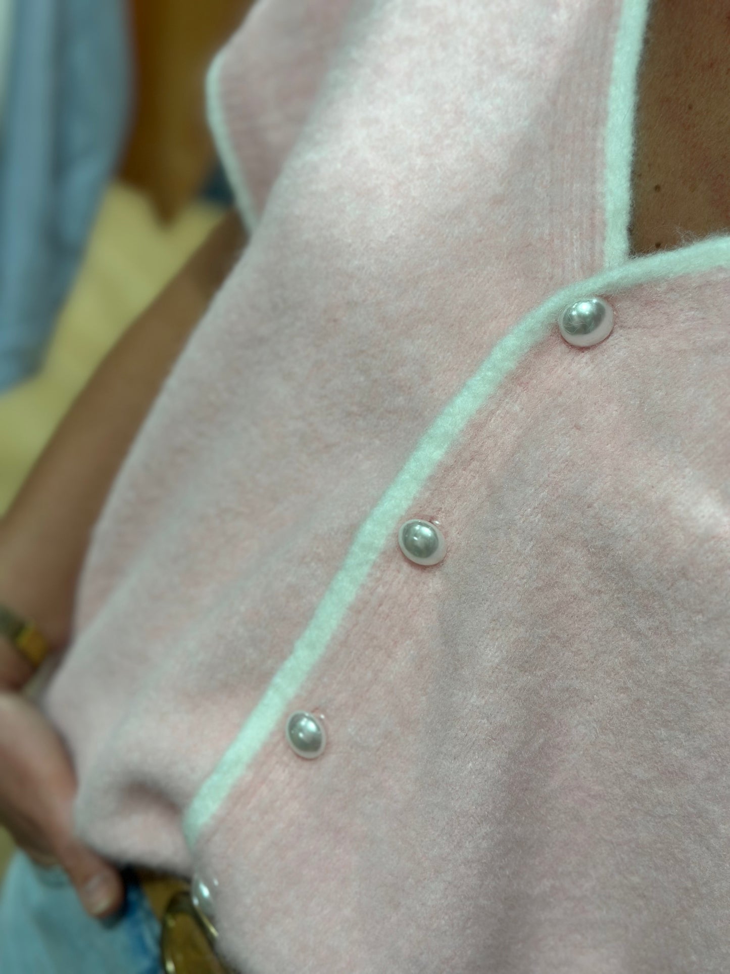 Gilet maille rose boutons