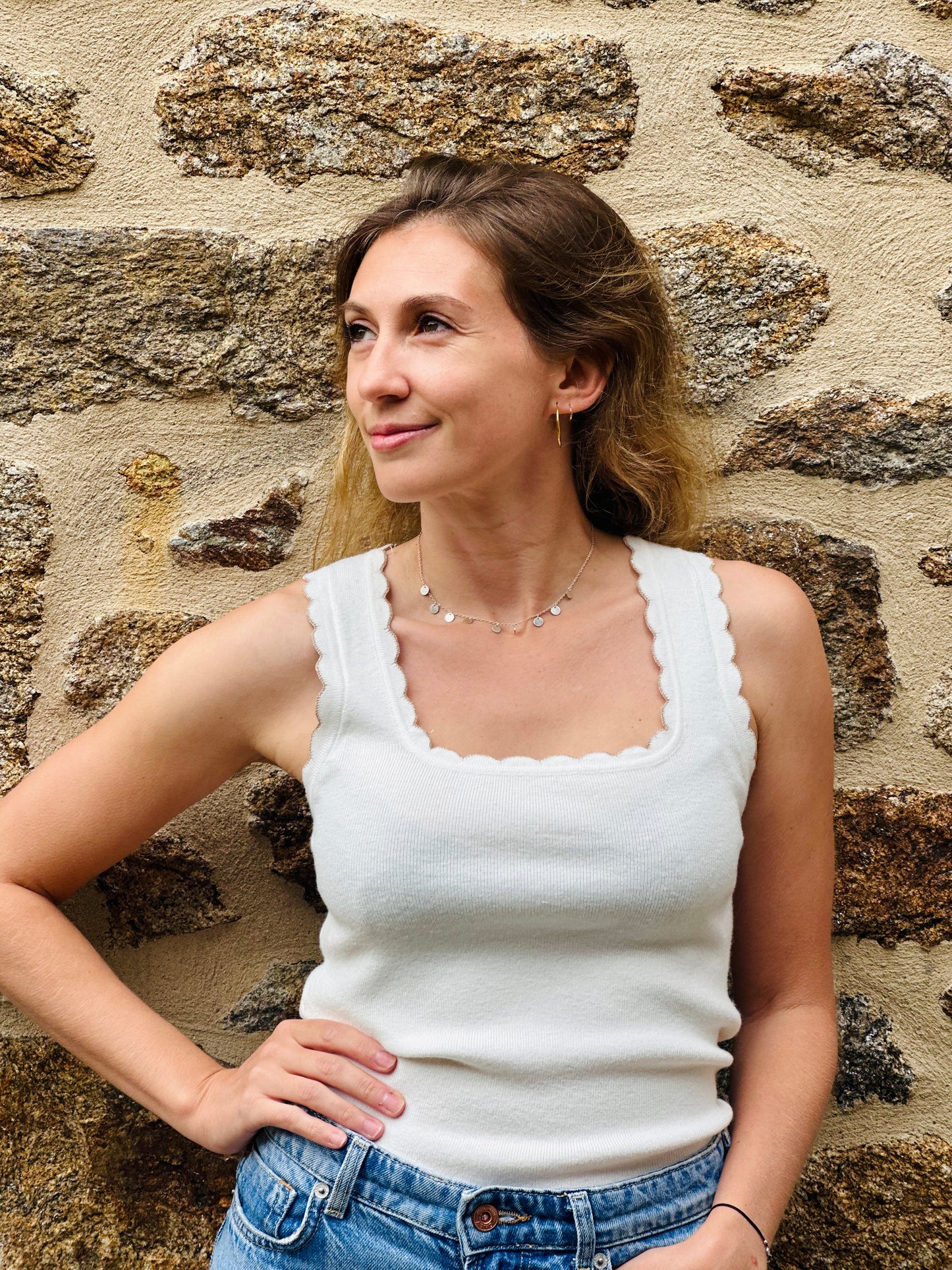 Débardeur pull blanc doré