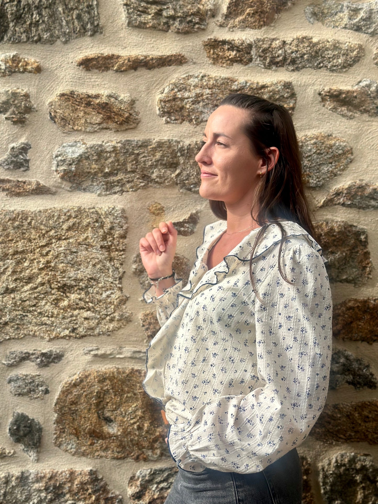 Blouse volant marine fleurs