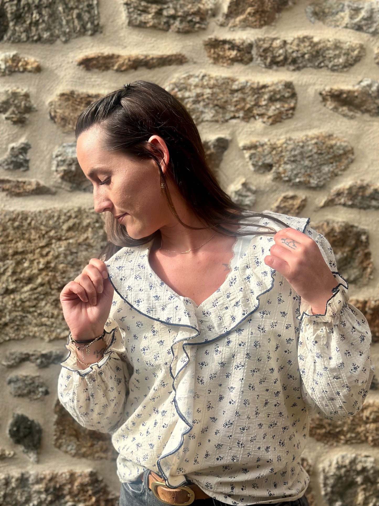 Blouse volant marine fleurs