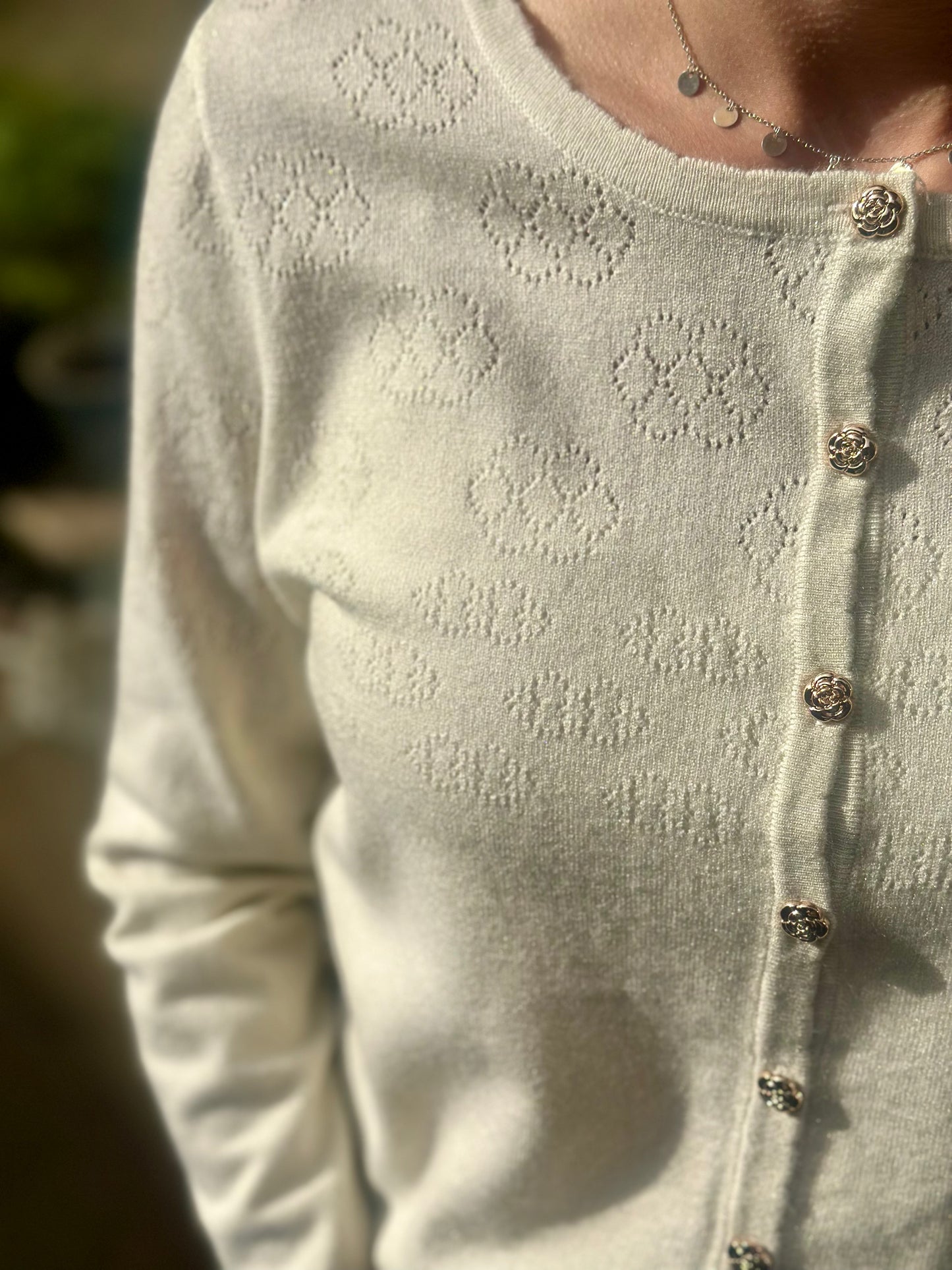 Gilet fin gold boutons fleurs