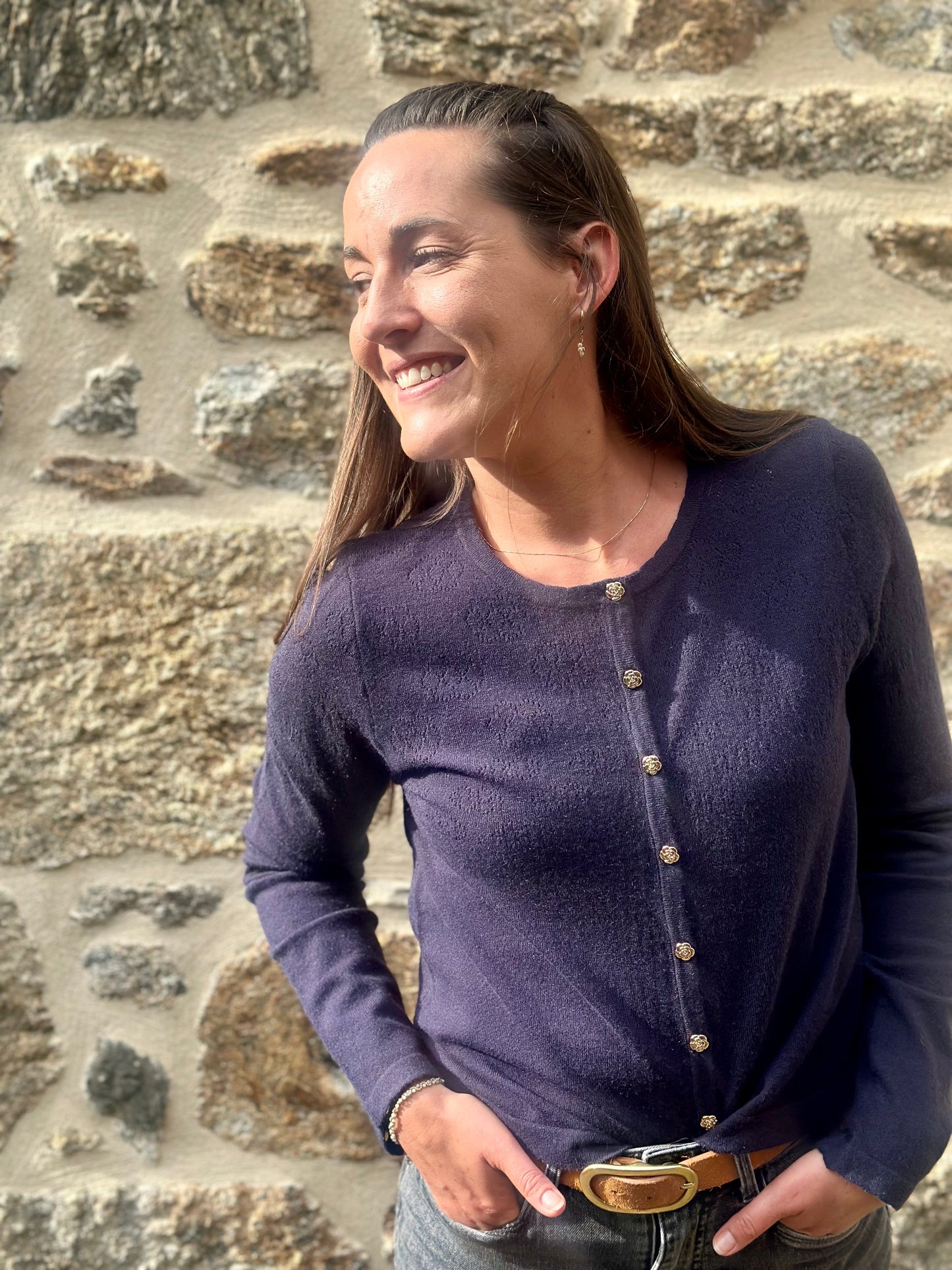 Gilet fin navy boutons fleurs