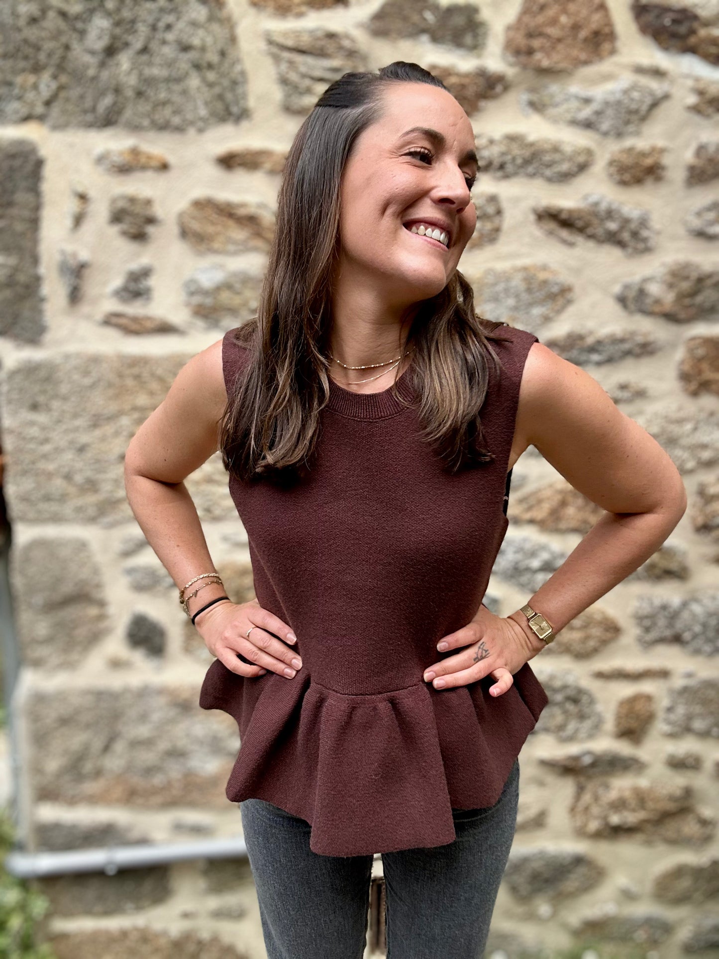 Haut maille coffee bas froufrou