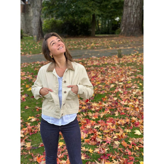 Veste beige col velours camel